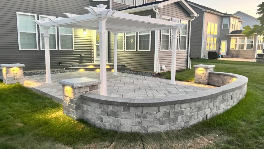 Patio Pergala Retaining Wall Lighting On - BLC Yardworks Yorkville, IL